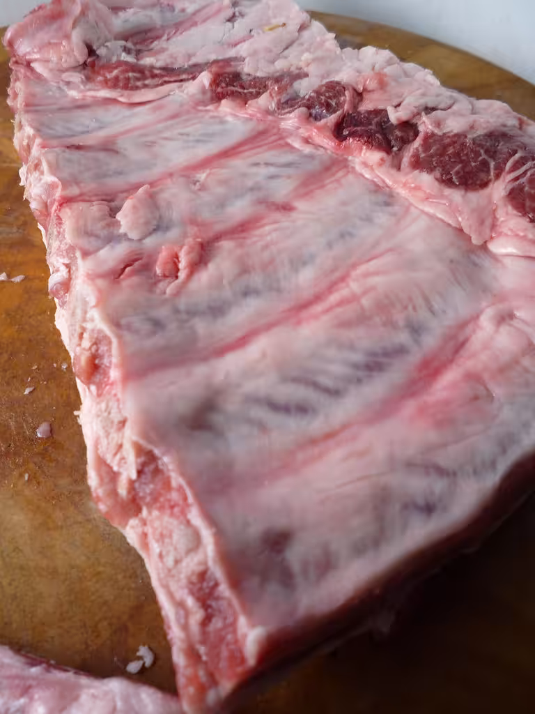 Rippchen grillen: 5 Tricks für ultimativen Genuss 2 frische Rippchen